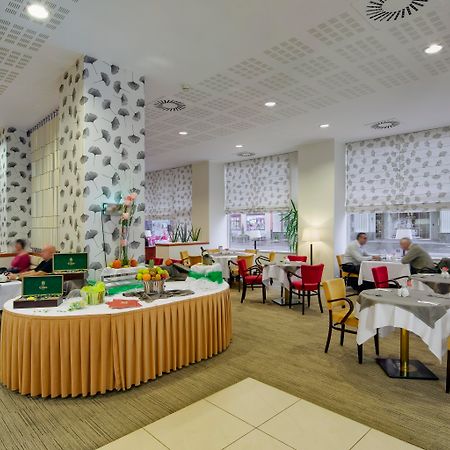 Imperial Hotel ออสตราวา ภายนอก รูปภาพ