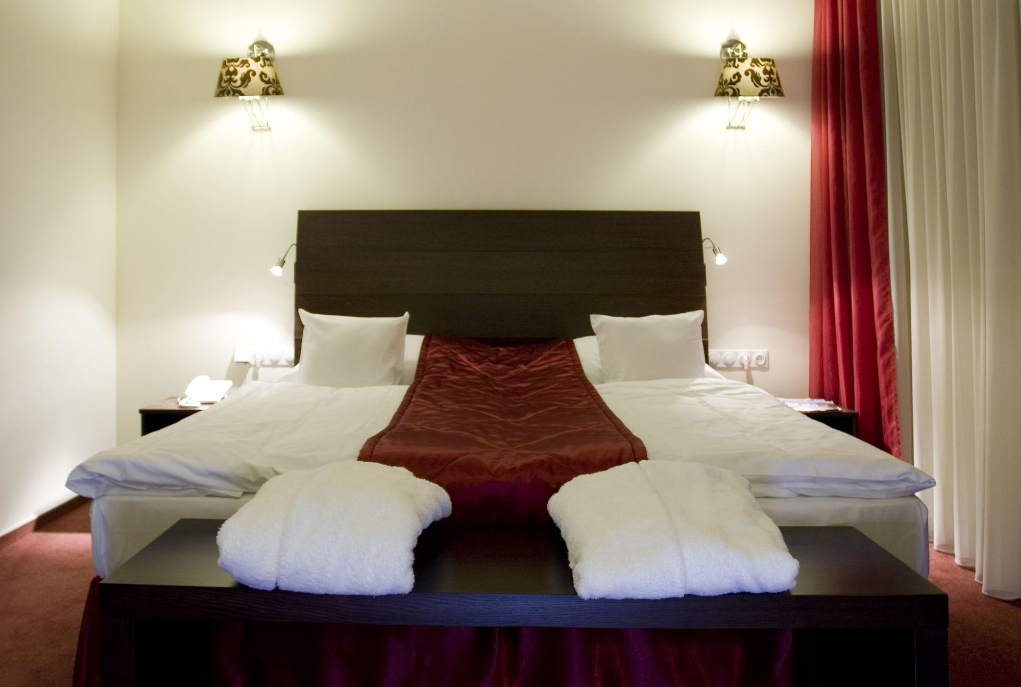 Imperial Hotel ออสตราวา ภายนอก รูปภาพ