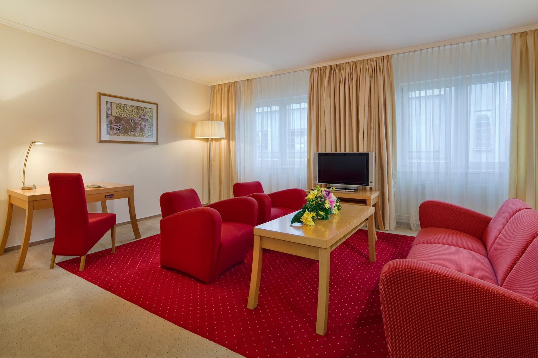 Imperial Hotel ออสตราวา ภายนอก รูปภาพ