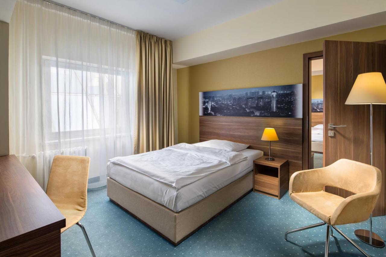 Imperial Hotel ออสตราวา ภายนอก รูปภาพ