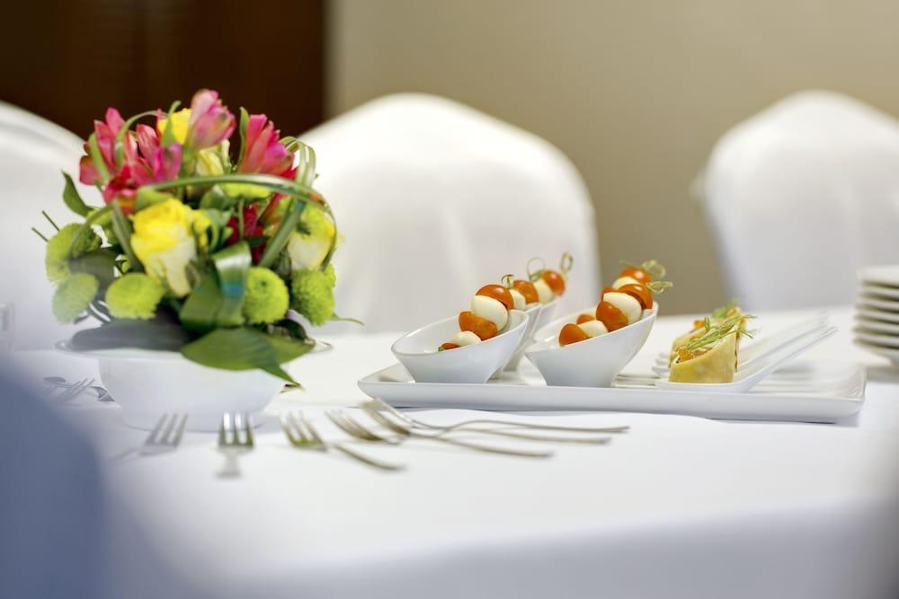 Imperial Hotel ออสตราวา ภายนอก รูปภาพ