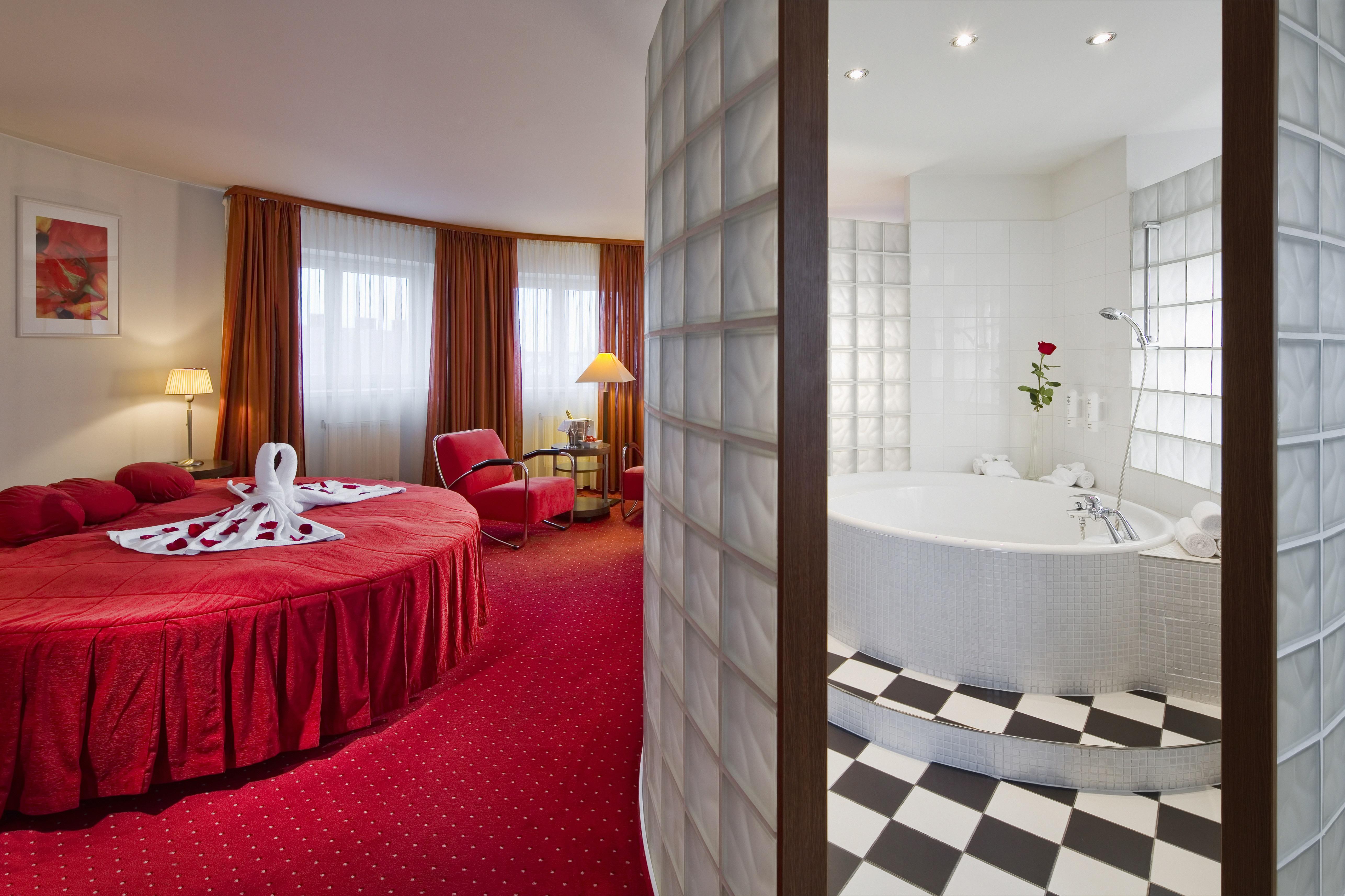 Imperial Hotel ออสตราวา ภายนอก รูปภาพ